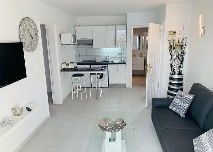 Forever Views Puerto del Carmen (Lanzarote)